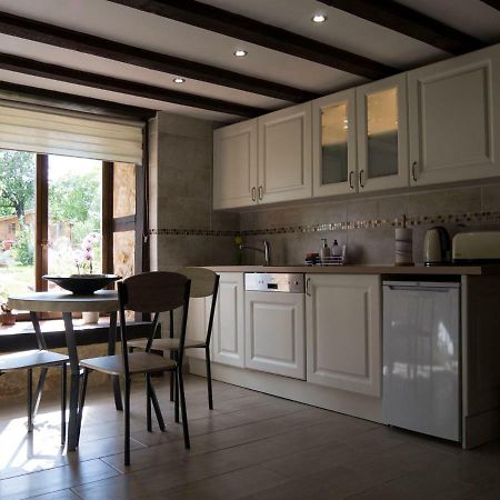 Chez Daisy Villa Montbron Bagian luar foto