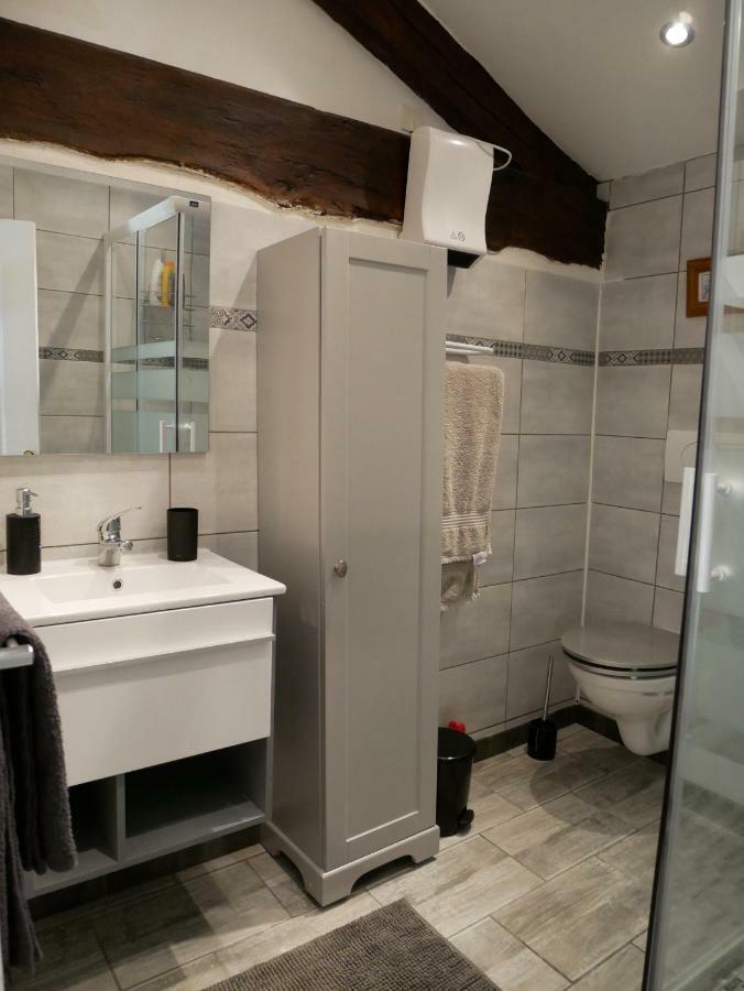 Chez Daisy Villa Montbron Bagian luar foto